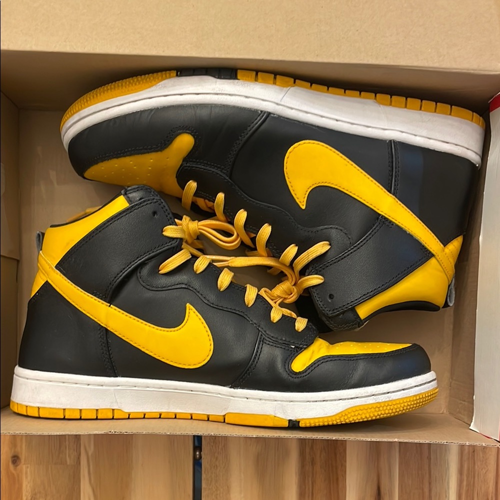 Nike Retro Dunk High CMFT size 11